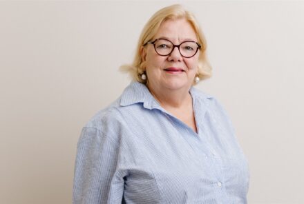 Alana Johnson AM